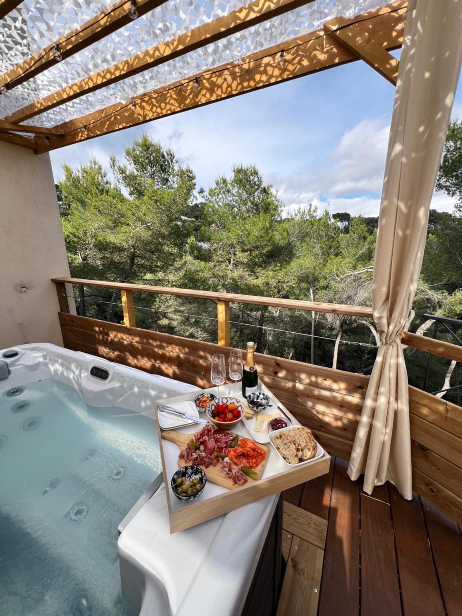 Love Room Tente Lodge Spa Mfg Chez C&C, Exclusivement Reservee Aux Adultes Cantaron Екстериор снимка
