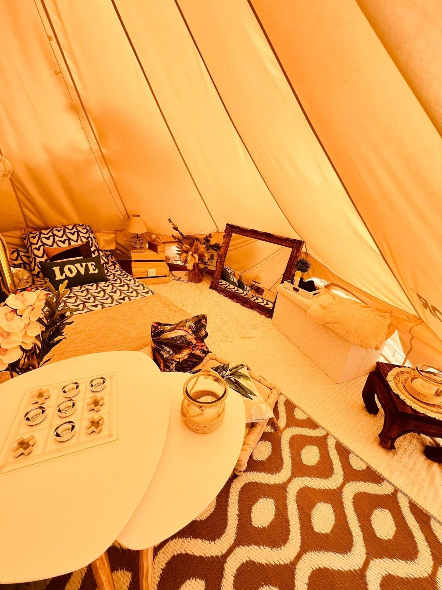 Love Room Tente Lodge Spa Mfg Chez C&C, Exclusivement Reservee Aux Adultes Cantaron Екстериор снимка